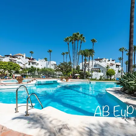 Alcazaba شقة إِستيبونا